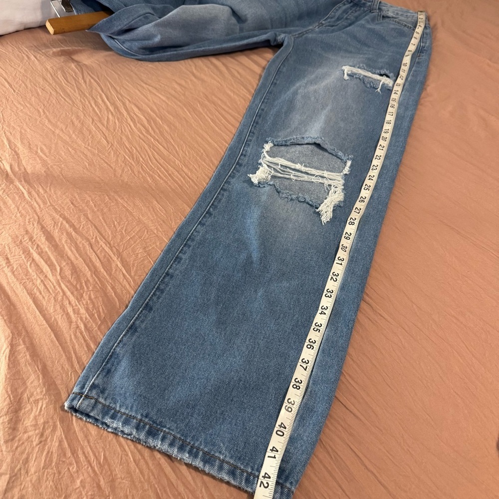 Distressed Blue Jeans Woman’s 27 - Picture 7 of 17